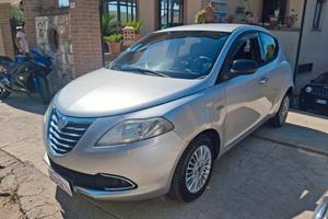 Lancia Ypsilon 1.2 69 CV 5 porte GPL Ecochic Silve