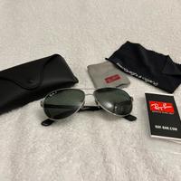 Occhiali da sole Ray-Ban RB8313 Carbon Fibre