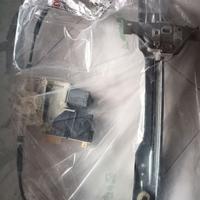 Motorino vetro e grimagliera c4