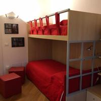 Cameretta bambini con letto a castello