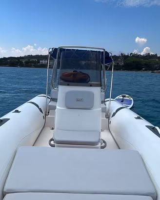 Gommone BWA  5 metri e 50,  motore 40 cavalli