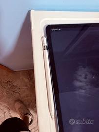 iPad Air (5° generazione) e apple pencil 2º gen