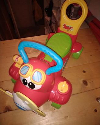 Vari giochi per piccoli bambini 