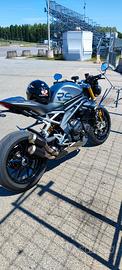 Triumph Speed triple rs 1200 