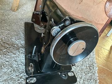 Macchina da cucire Singer 191 M