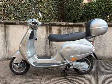 vespa et4 125