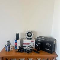 Olympus OM-D E-M10 Mark III + 3 obiettivi e flash