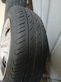 gomme con cerchio usate