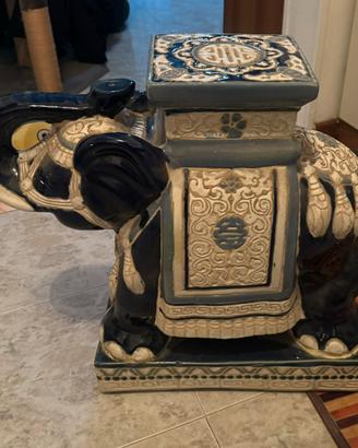 sgabello portavasi in argilla