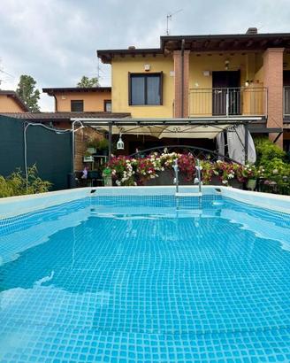 Villetta a schiera di 180 m² con 4 locali e box au
