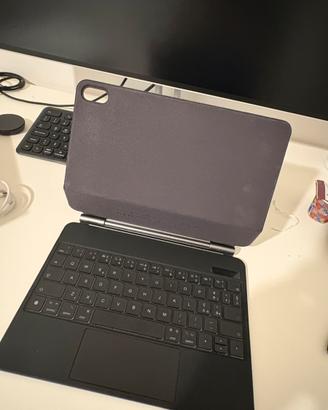 Tastiera con trackpad per iPad