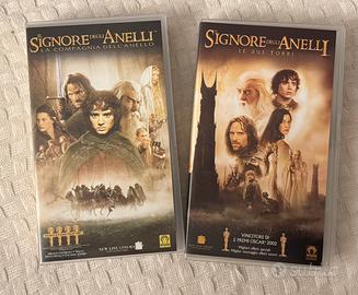 Due Videocassette VHS saga Il signore degli anelli