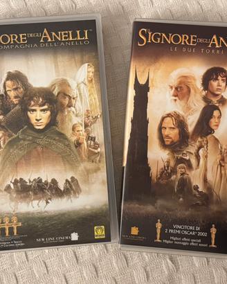 Due Videocassette VHS saga Il signore degli anelli