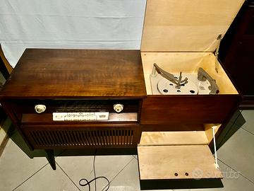 Stereo loewe anni 60