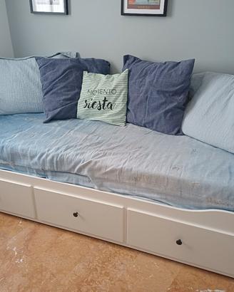 Letto Divani HEMNES IKEA + 2 Materassi