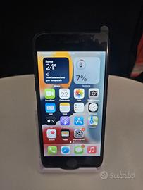 iPhone 7 – 32GB / 2GB RAM