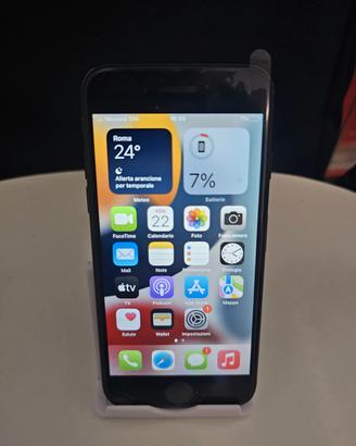 iPhone 7 – 32GB / 2GB RAM