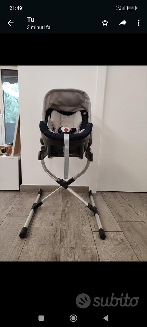 Base Huggy Isofix Inglesina - Tutto per i bambini In vendita a Monza e  della Brianza