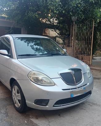 Lancia Ypsilon usata