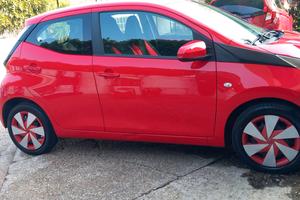 Toyota aygo 1.0 vvt-i 69cv 12/2014