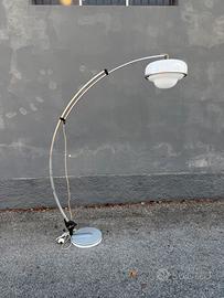 Lampada ad arco anni 70 design italiano space age