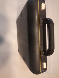 MACCHINA DA SCRIVERE PORTATILE MOD.UNDERWOOD319