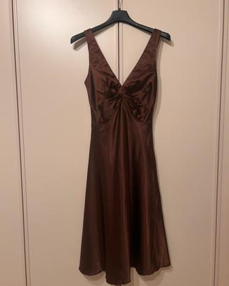 Vestito estivo elegante con pochette