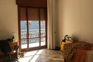 Camera studentesse Napoli colli aminei