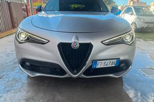 Alfa Romeo Stelvio 2.2 Turbodiesel 210 CV AT8 Q4 B