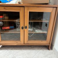 Mobile TV in legno con ante in vetro