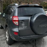 TOYOTA RAV4 2.2 D-4D 150 CV DPF Luxury (110/150)