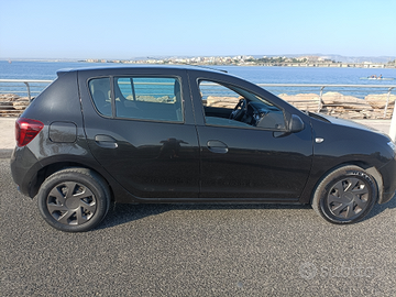 Dacia Sandero 1 benzina