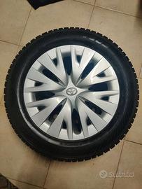 Gomme Yokohama v903 + cerchi in ferro R15 Toyota