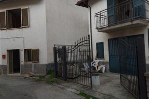 Vendita casa indipendente marana di montereale