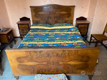 Camera da letto  antiquariato