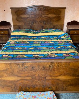 Camera da letto  antiquariato