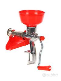 Passapomodoro Tre Spade e bottiglie