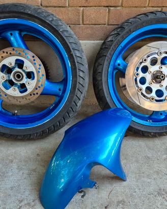 CERCHIO ANT. e POST. SUZUKI GSXR 750/1100 90/95
