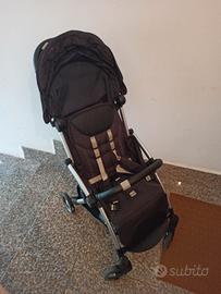 Passeggino richiudibile