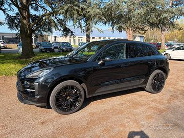 Porsche Macan 2.0 245 cv