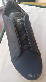 scarpe numero 44 colore blu