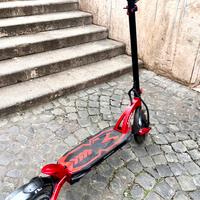 monopattino elettrico Kaabo Mantis 10