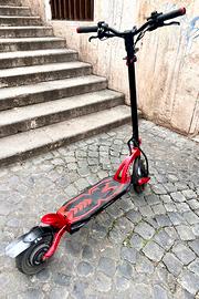 monopattino elettrico Kaabo Mantis 10