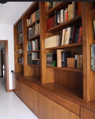 Libreria artigianale L365xH290 in legno Massello