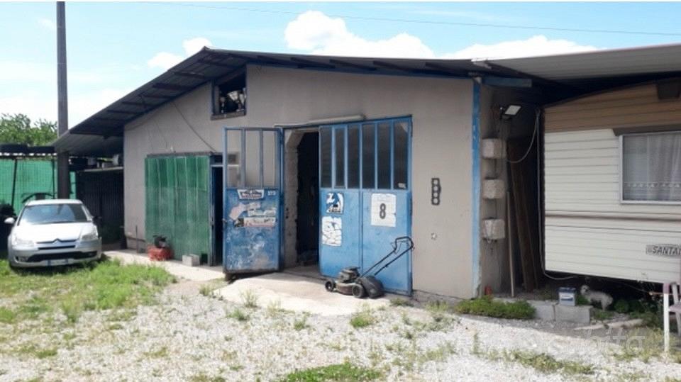 Terreno + rustico 600mq - Vista 2