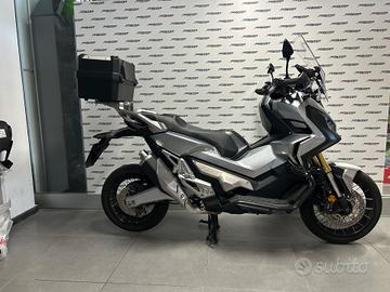 Honda X-ADV 750 13000 km unico proprietario