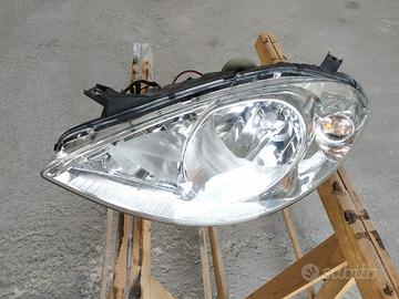 Faro anteriore mercedes classe a w169