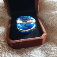 Anello vintage in argento e lapislazzulo.