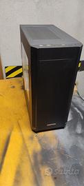 2 case PC in buone condizioni *solo ritiro*