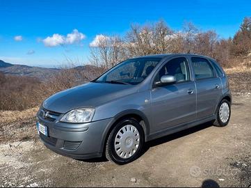 Opel corsa 2006 buone condizioni